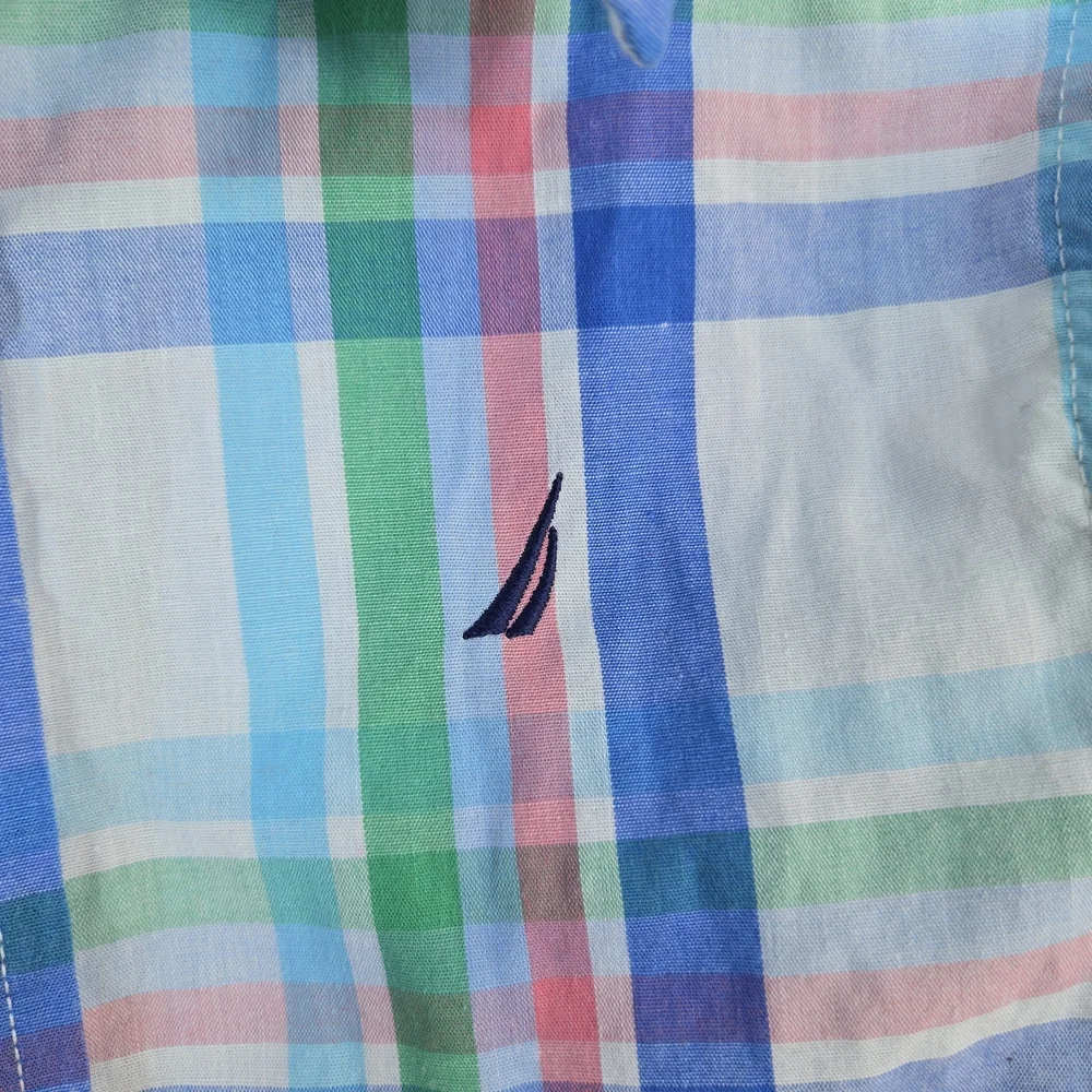 Nautica Boys Blue Green Plaid Short Sleeve‎ Button Down Preppy Shirt 5/M Easter